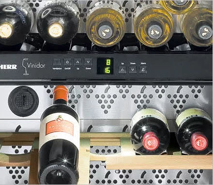Встраиваемый винный шкаф Liebherr WTI 2050 Vinidor