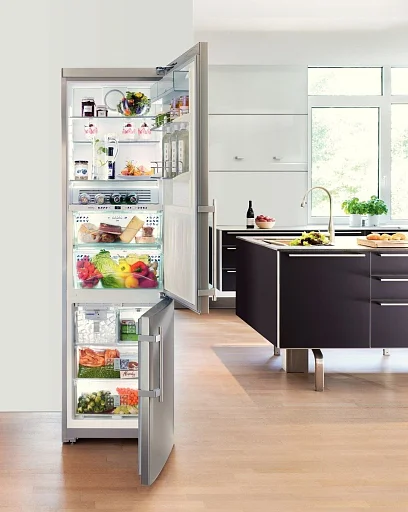Холодильник Liebherr CBNPes 3967 Premium Plus BioFresh NoFrost